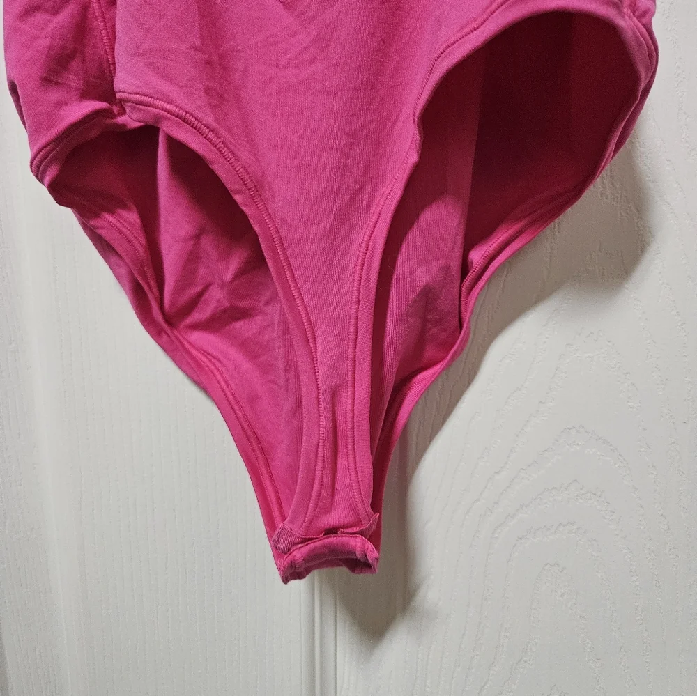 Victoria's Secret PINK Base Stretch Bodysuit in Pink Berry Small